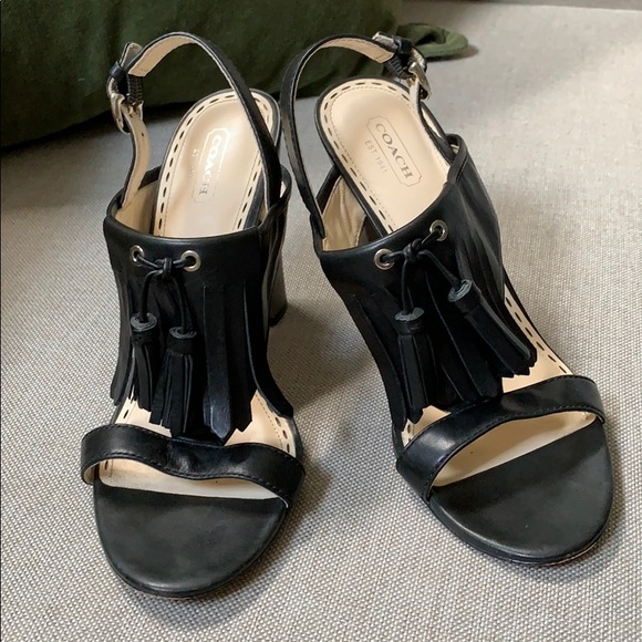Coach black leather heels size 8.5 - Picture 1 of 6